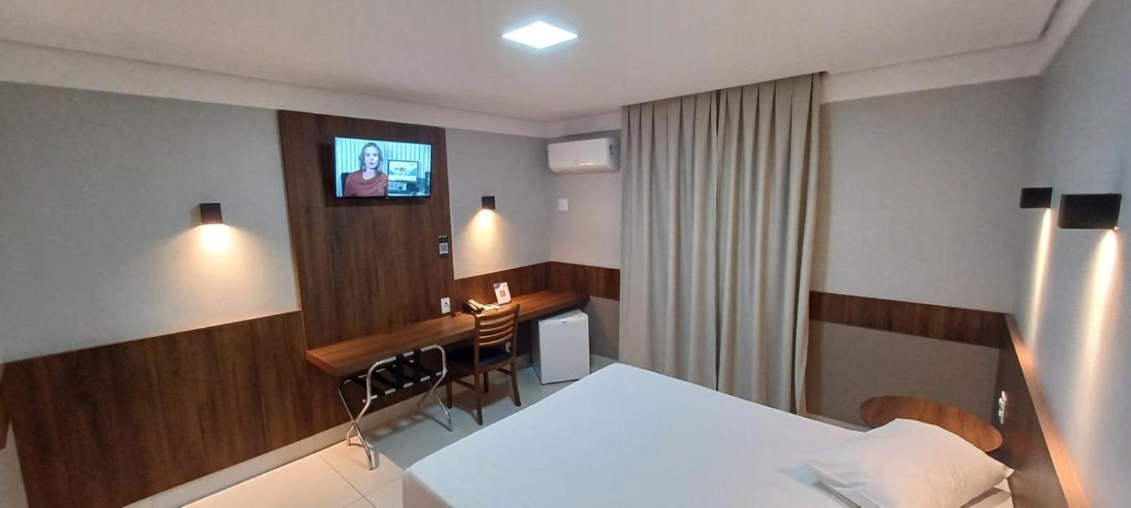 Cristal Palace Hotel Линс Экстерьер фото