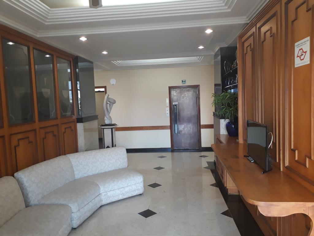 Cristal Palace Hotel Линс Экстерьер фото